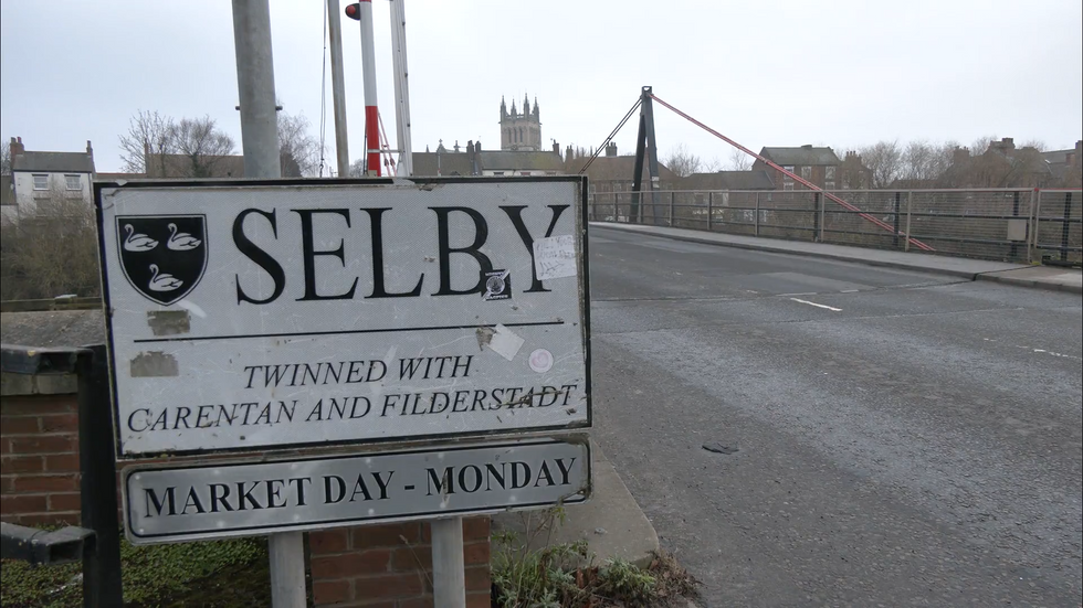 Selby sign