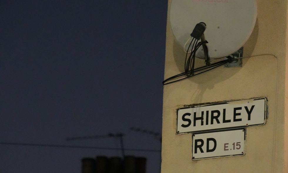 Shirley Road sign