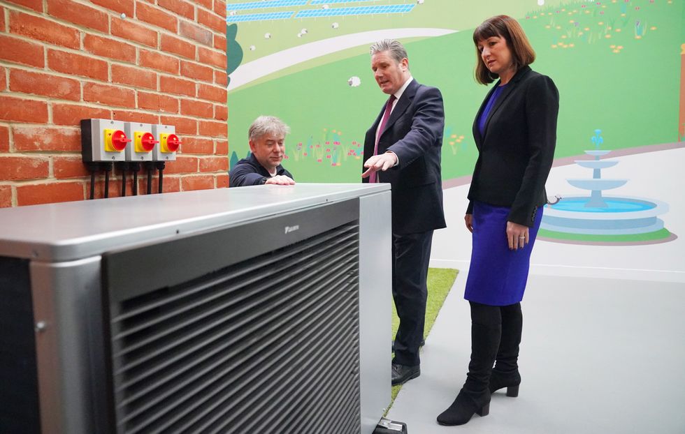 Starmer and Reeves with a heat pump