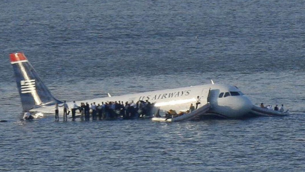 Sully plane in the Hudson River