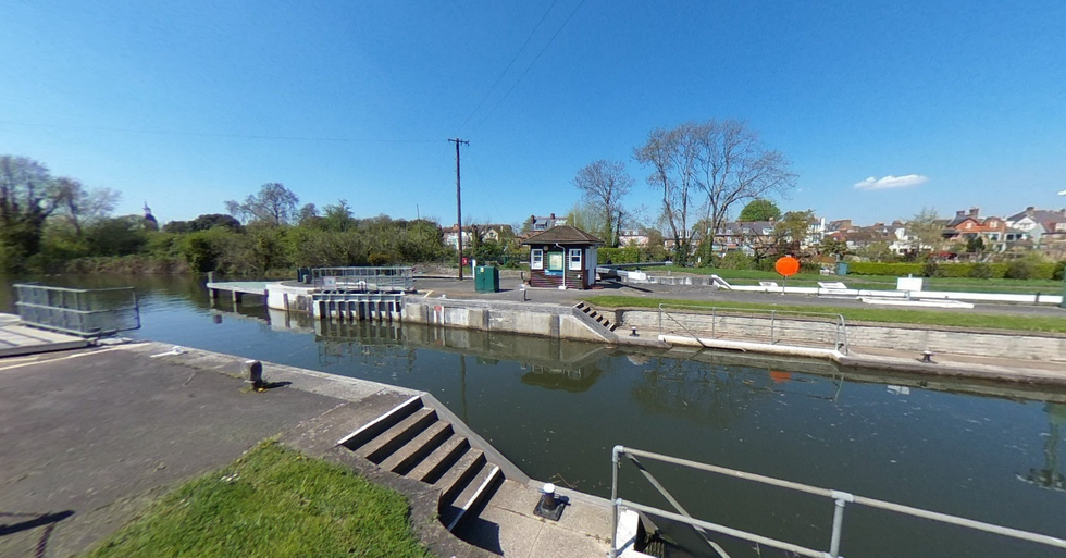 Sunbury Lock