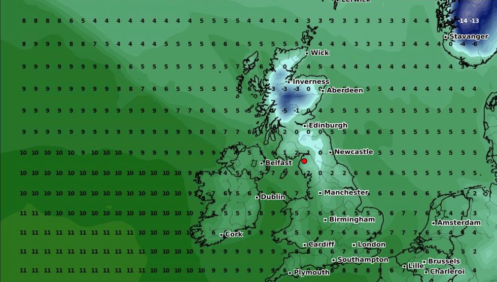 Heavy snow forecast UK weather charts show exact date Britain to be