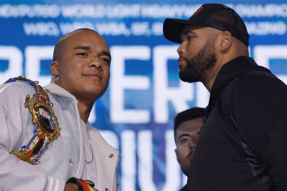 The British heavyweights competing in a rematch of their April bout that ended in a draw