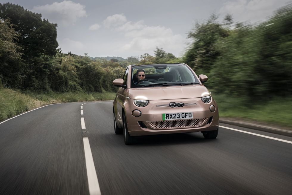 The Fiat 500e convertible