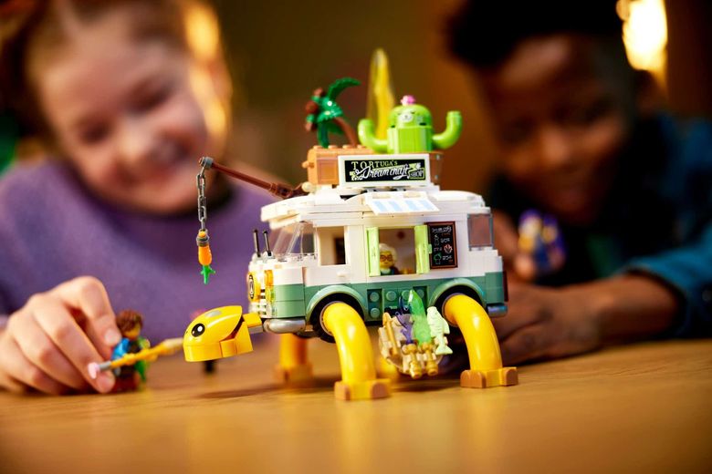 Toys get sex change: Lego profits from girl-friendly toy series 