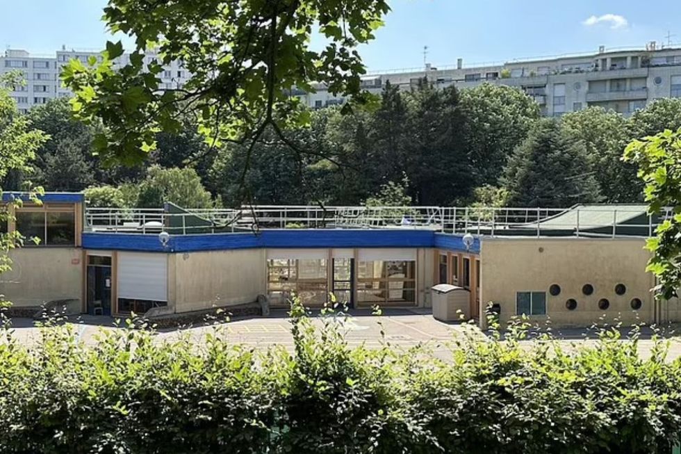 The Paris school at the heart of the scandal