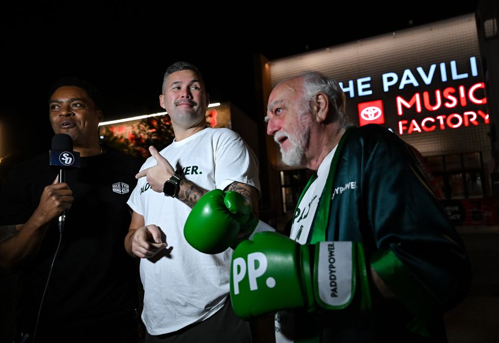 Tony Bellew gatecrashed the press conference