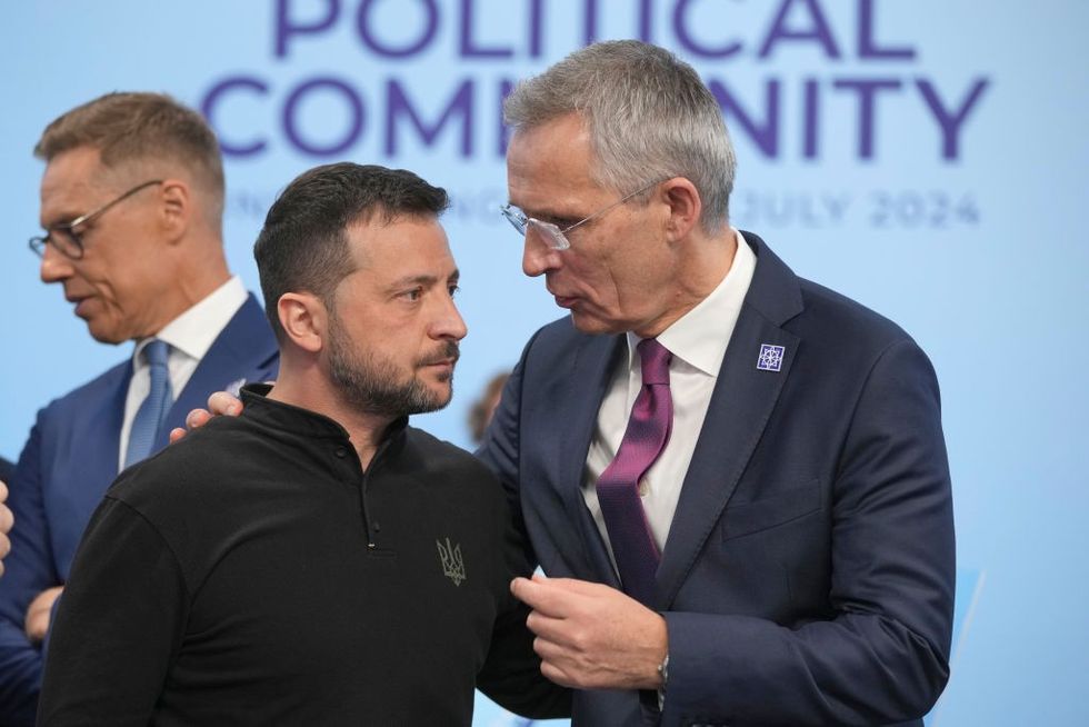 u200b Ukrainian President Volodymyr Zelensky speaks to the Nato Secretary General Jens Stoltenberg