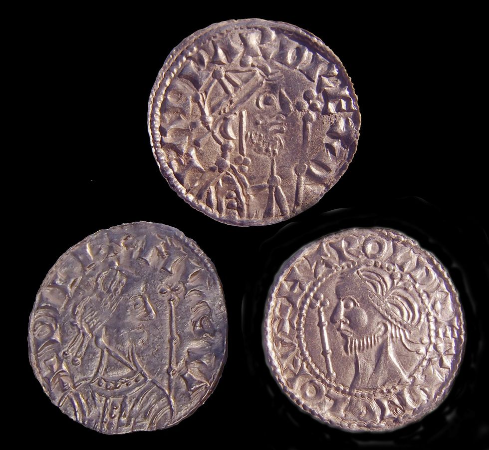 u200bCoins featuring King William the Conqueror (Left), and Harold (Right), and Edward the Confessor  (Top)