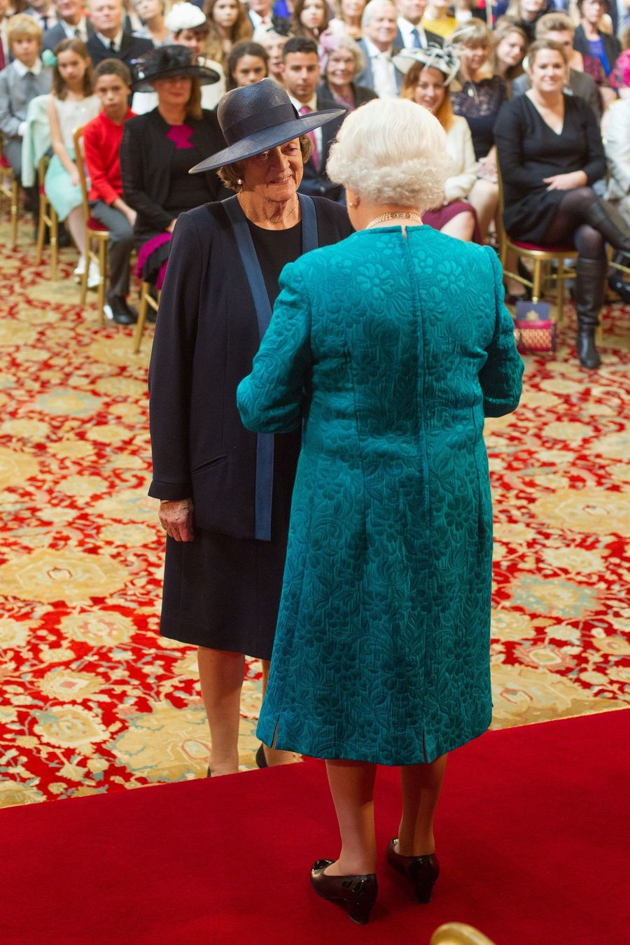 \u200bDame Maggie Smith and Queen Elizabeth II