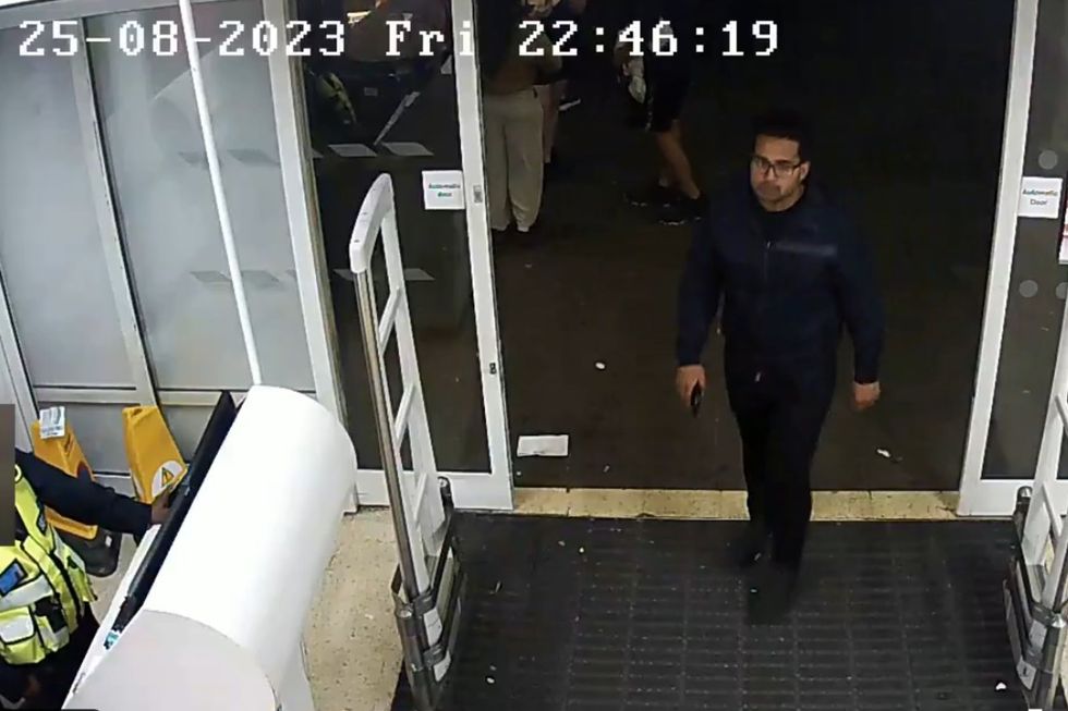 \u200bHassnain Shahzad seen entering Tesco before sexual assault