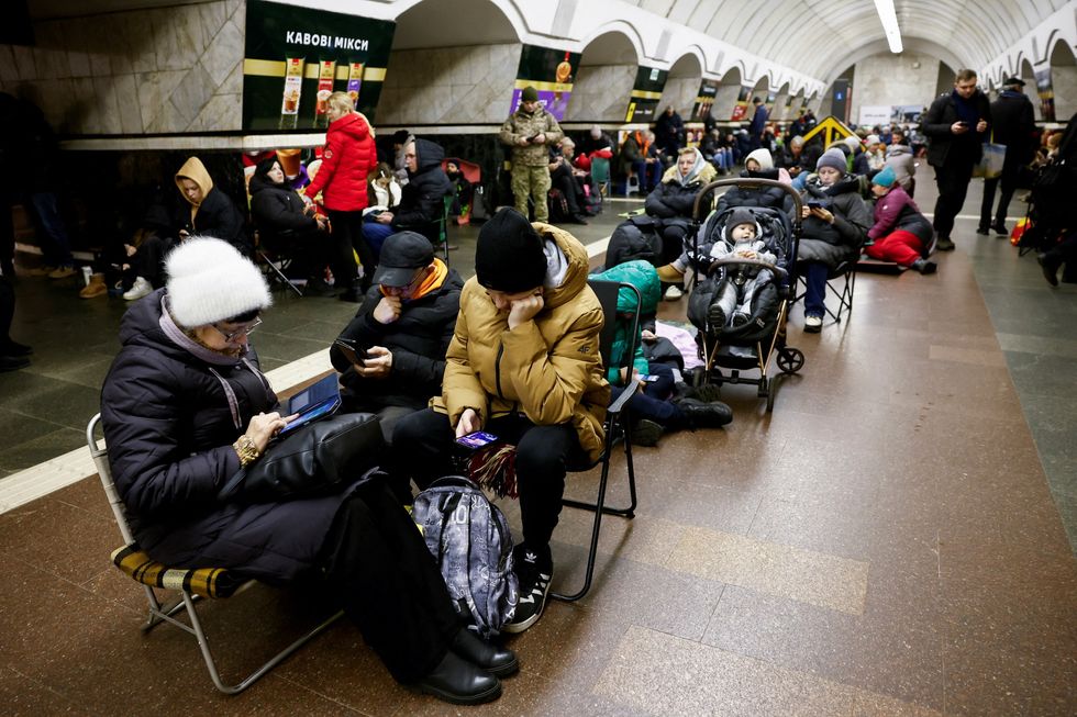 u200bKyiv residents sheltering underground during Russian missile attack