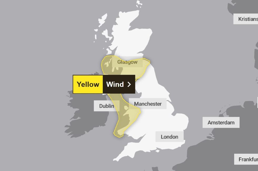 u200bMet Office issues wind warning for west coast of UK