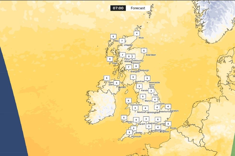 \u200bMet Office maps: 0700 forecast on Friday showing single-digits across Britain