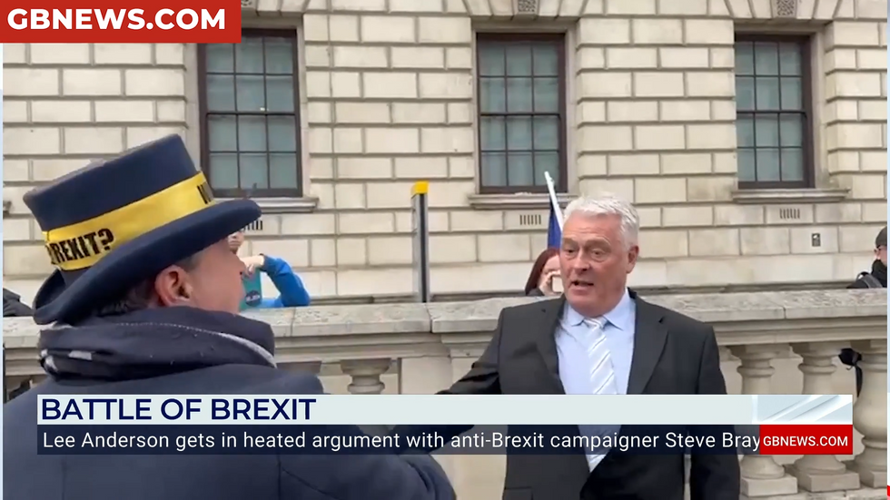 u200bReform MP Lee Anderson and anti-Brexit protester Steve Bray