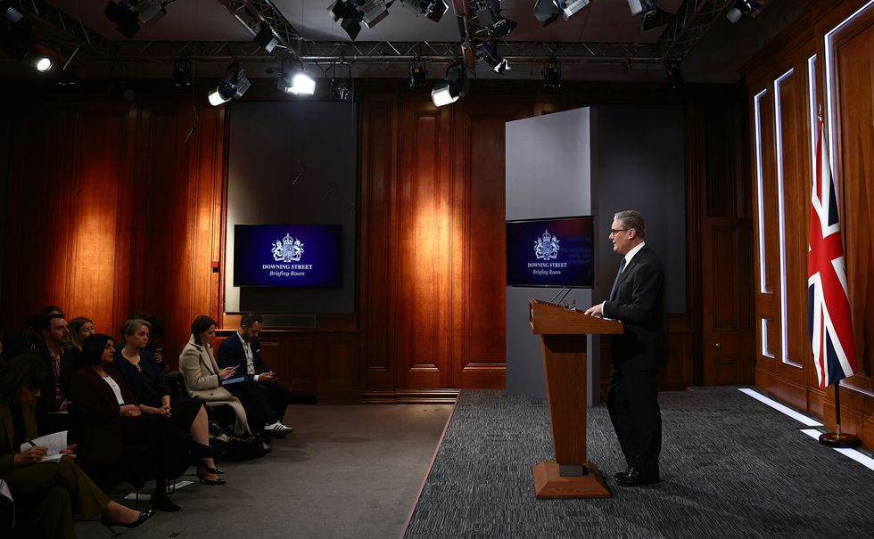 \u200bStarmer in revamped briefing room