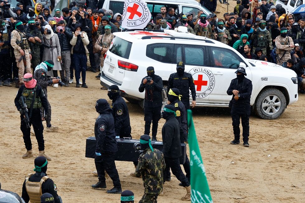 u200bThe coffins are handed back to the red cross