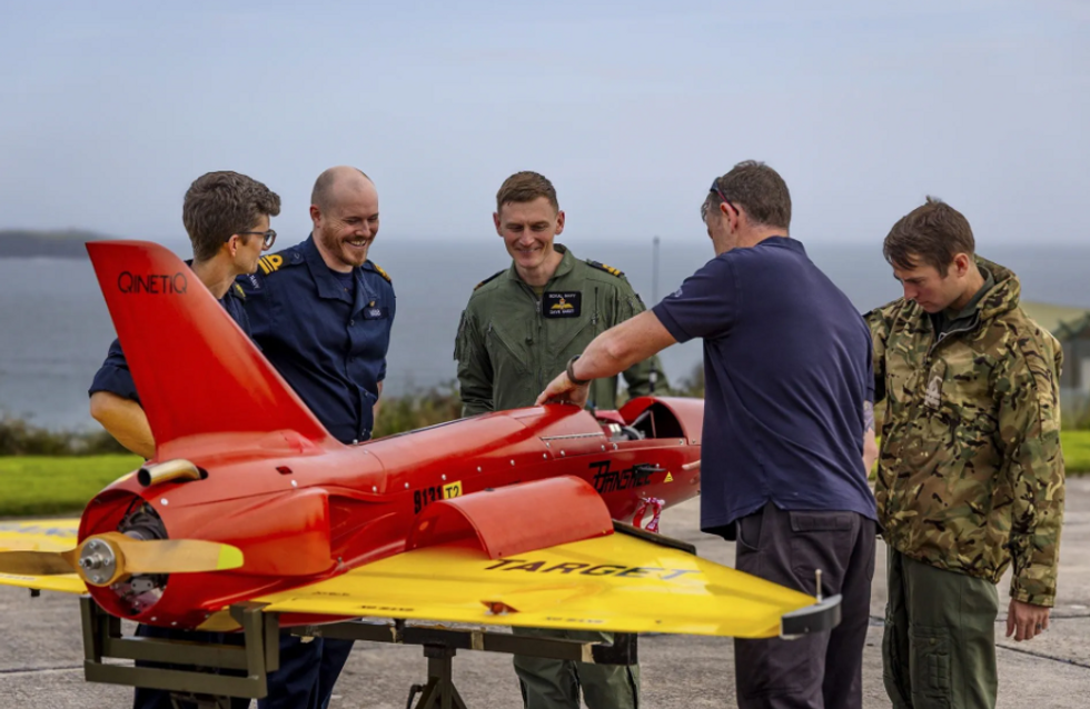 \u200bThe team preps the Banshee before launch