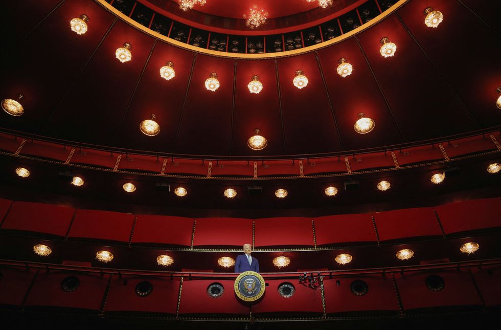 u200bTrump stands at the presidential box at the Kennedy Center