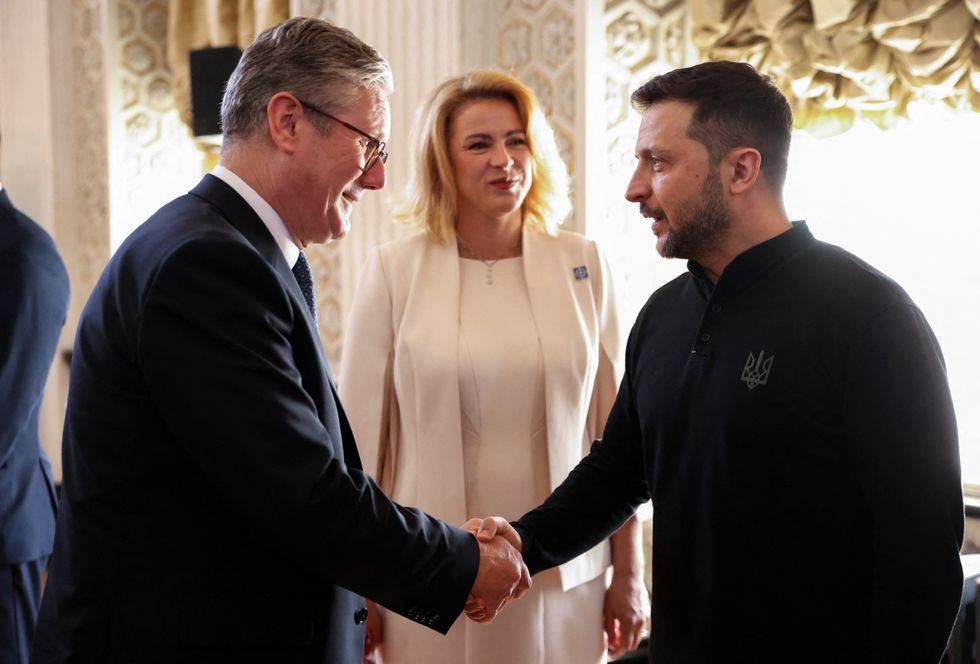 u200bUkrainian President Zelensky shakes hands with Britain's Prime Minister Keir Starmer