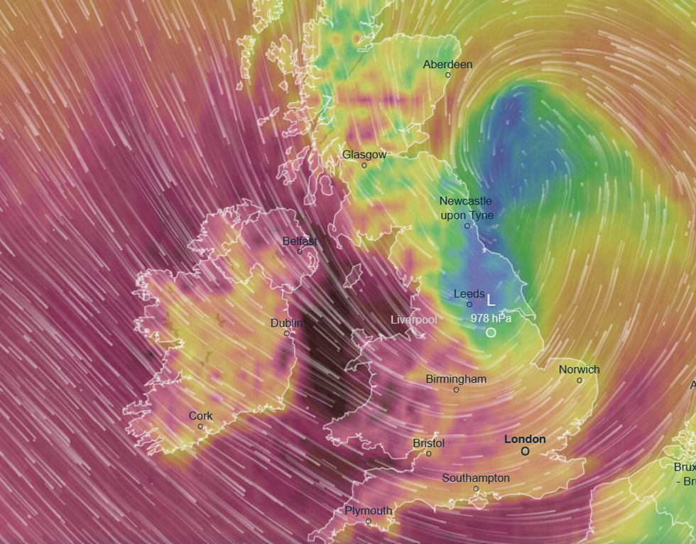 u200bWinds of up to 90mph are expected to hit parts of Britain in the early hours of Saturday morning