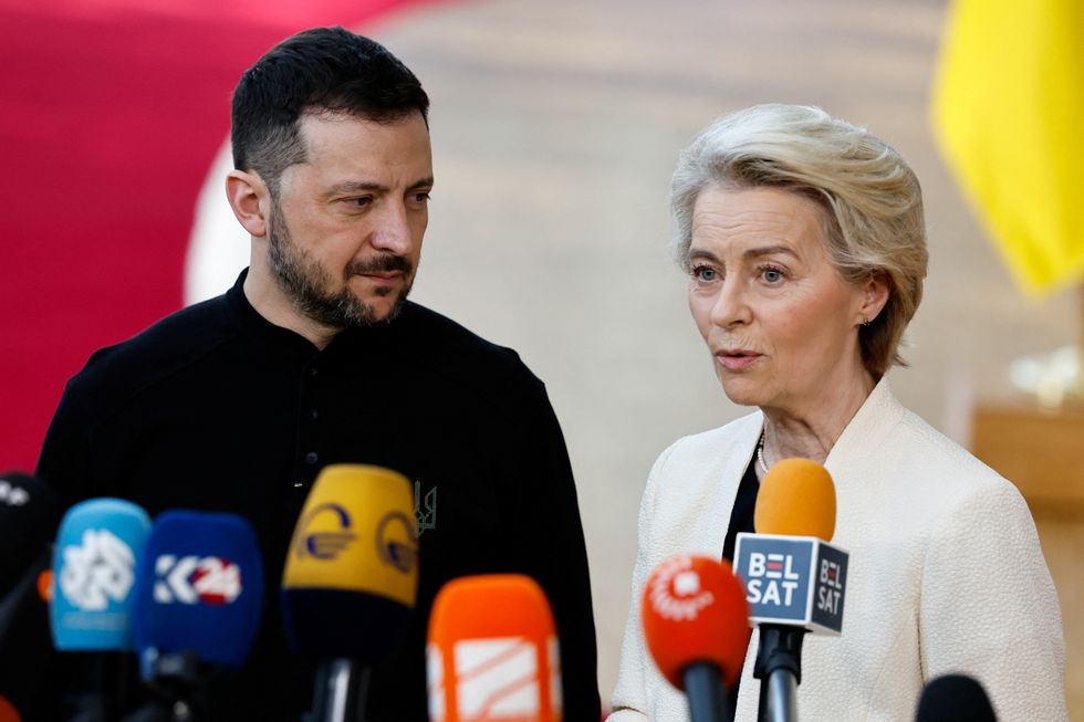 Ukrainian President Volodymyr Zelenskiy and European Commission President Ursula von der Leyen