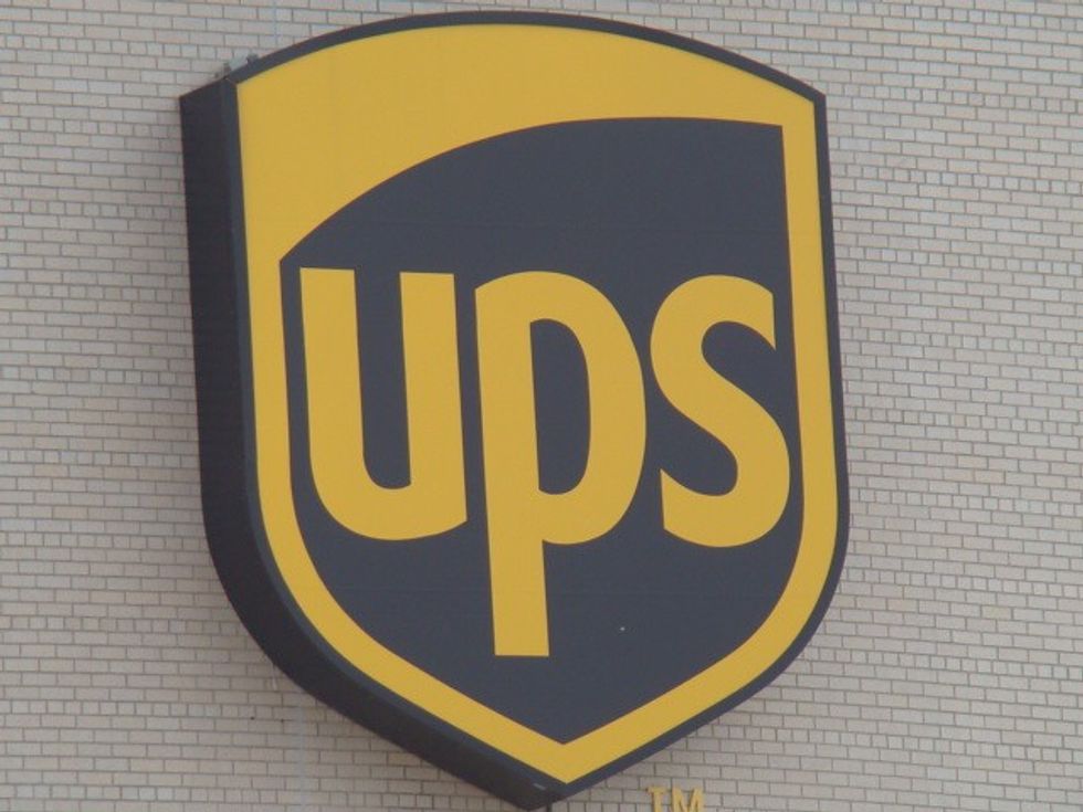 UPS