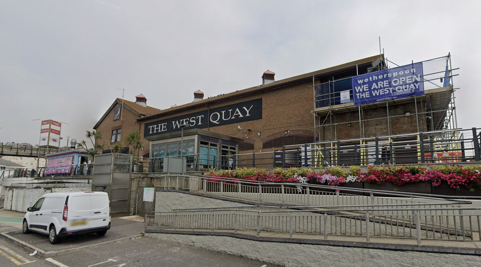 West Quay Wetherspoon on Brighton Marina